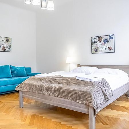 Comfortable 2Br Apt.-Near Wiener Stadthalle Dış mekan fotoğraf