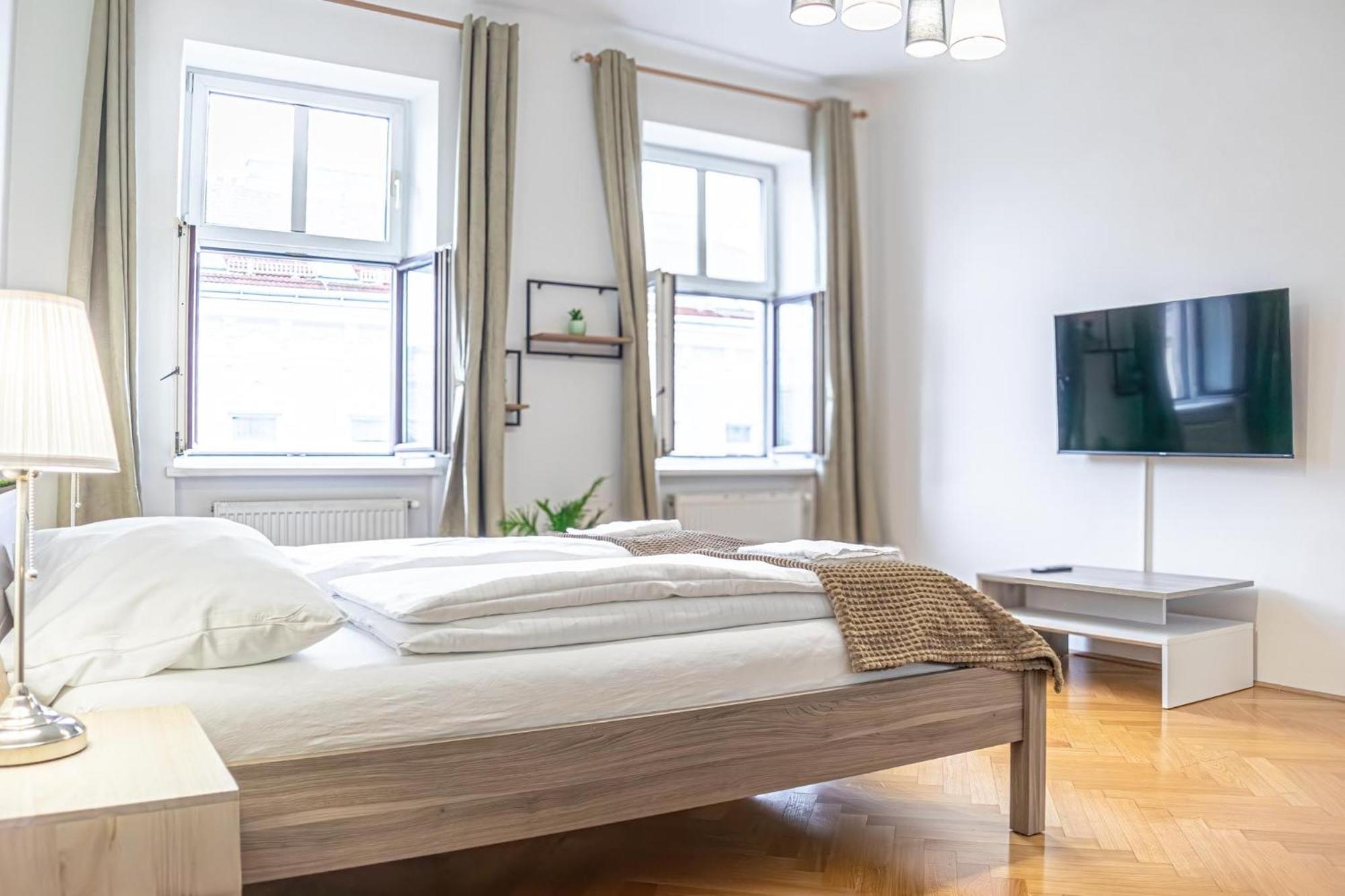 Comfortable 2Br Apt.-Near Wiener Stadthalle Dış mekan fotoğraf