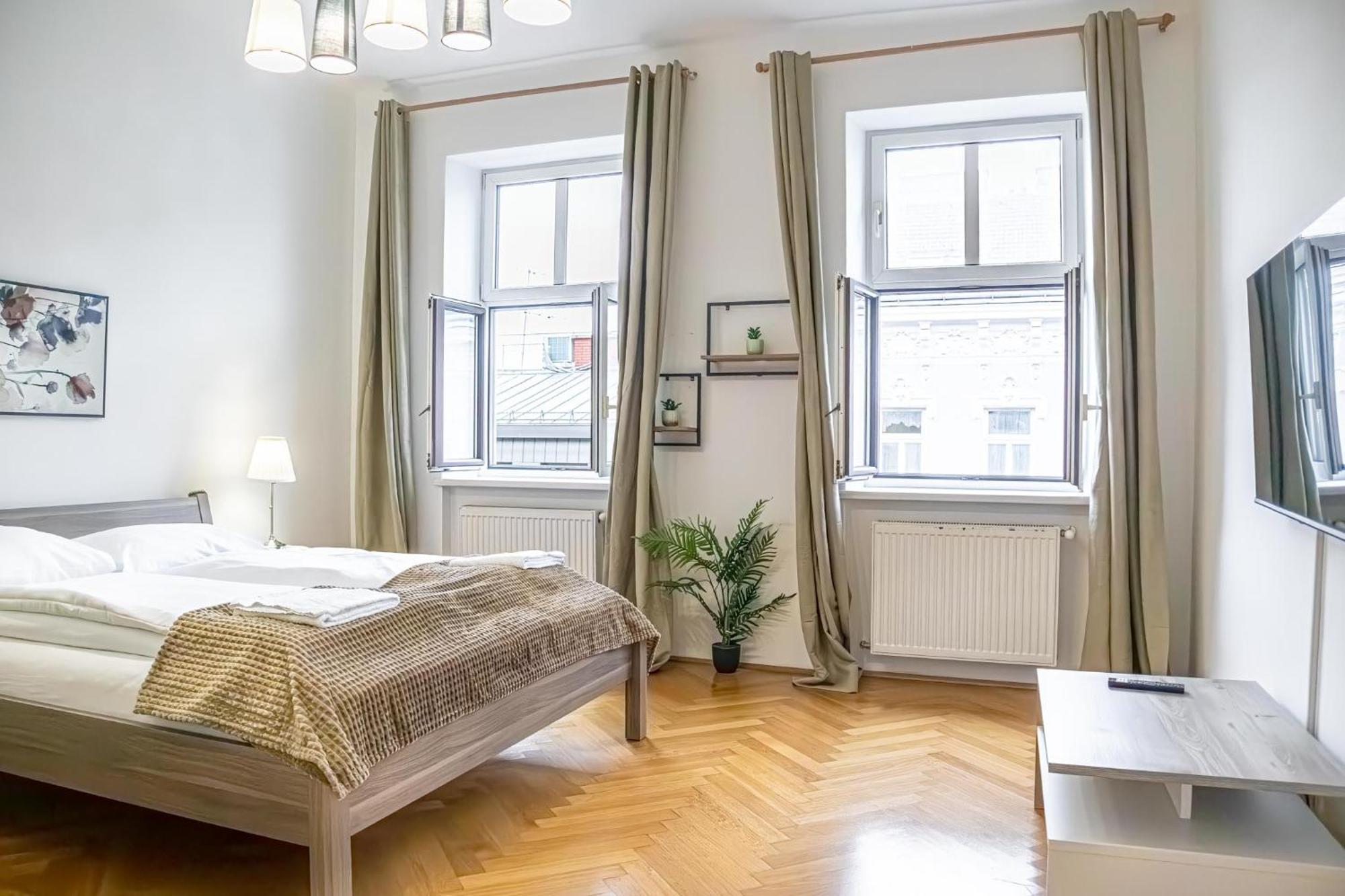 Comfortable 2Br Apt.-Near Wiener Stadthalle Dış mekan fotoğraf