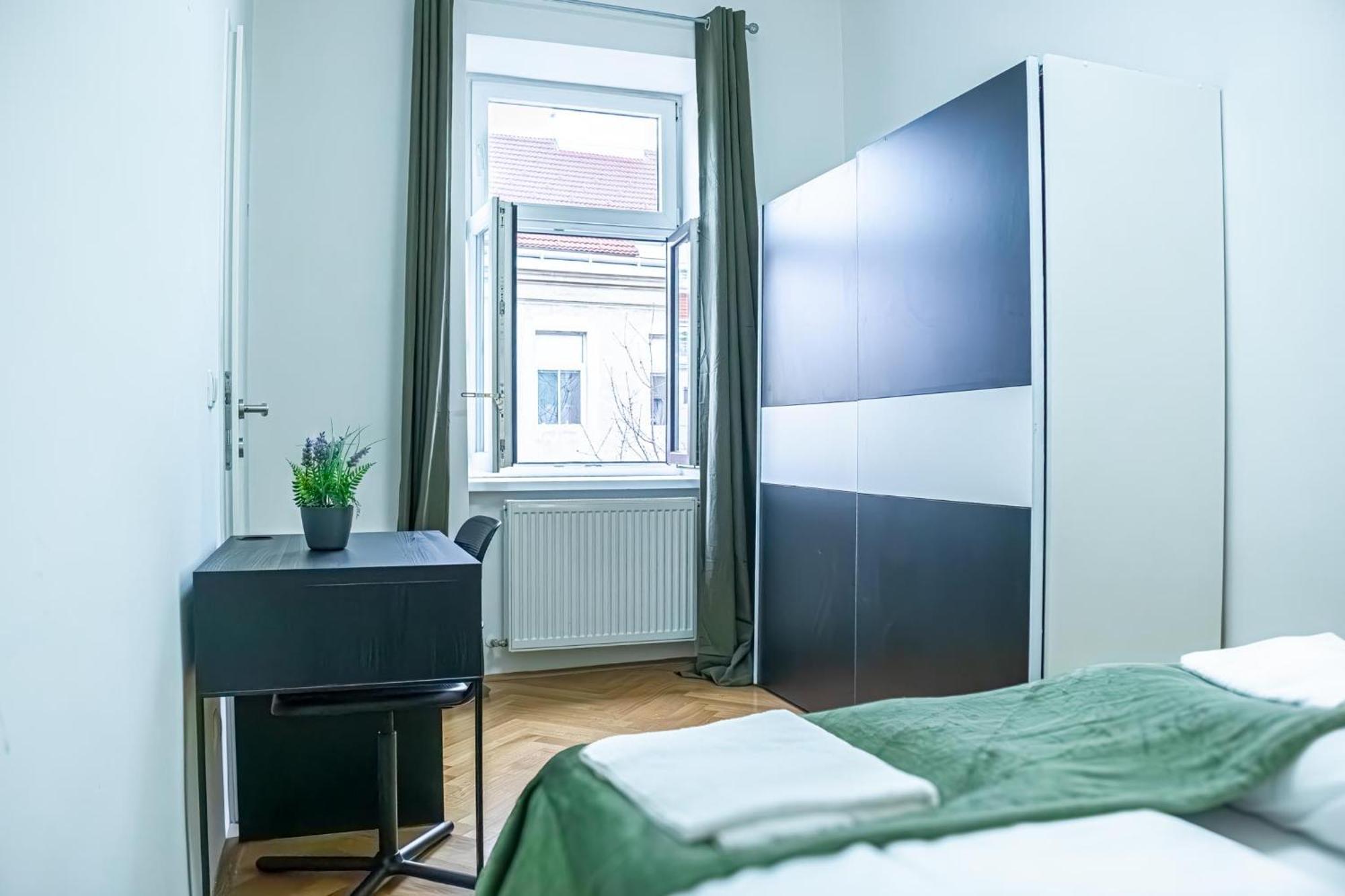Comfortable 2Br Apt.-Near Wiener Stadthalle Dış mekan fotoğraf