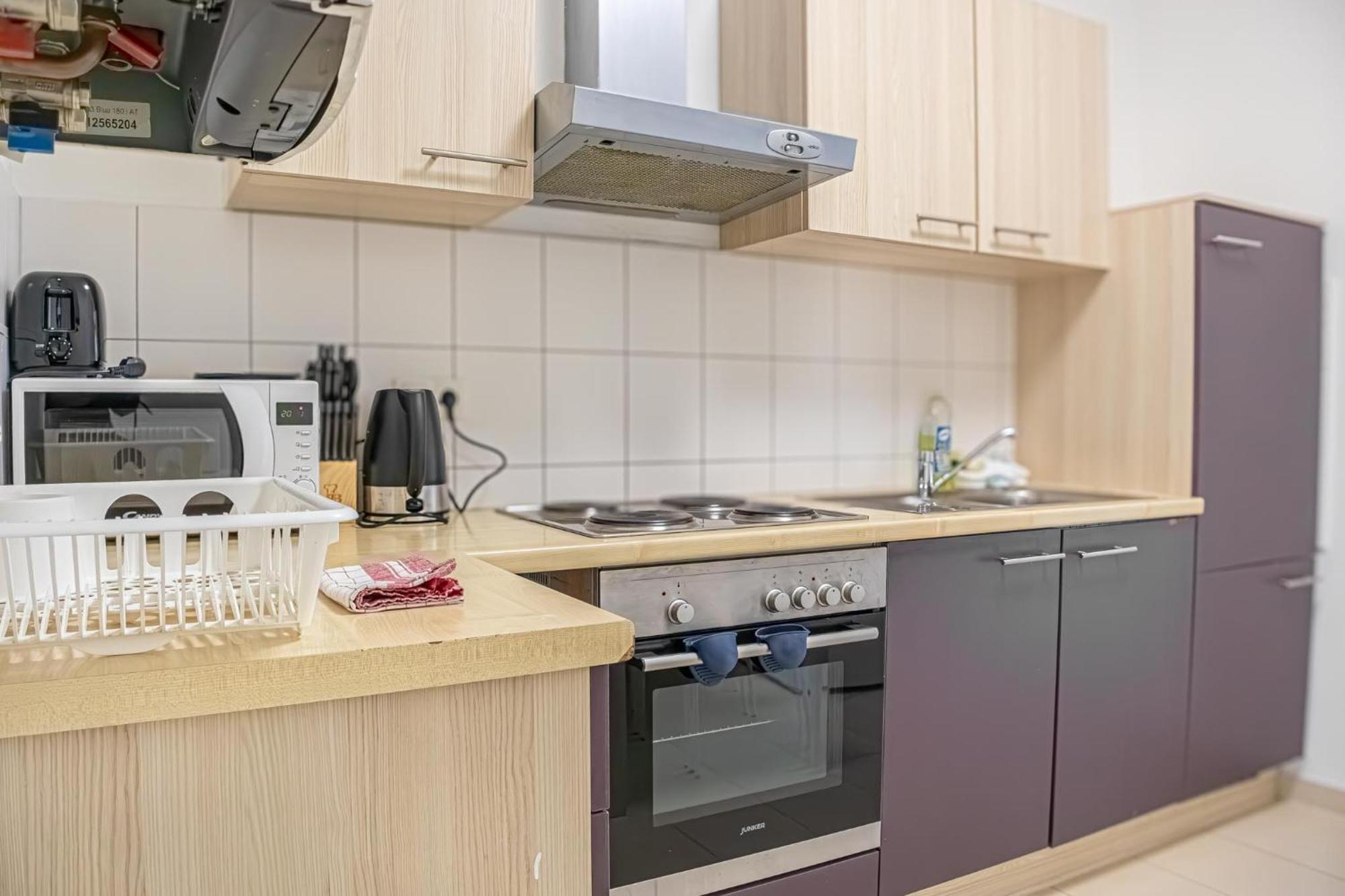 Comfortable 2Br Apt.-Near Wiener Stadthalle Dış mekan fotoğraf