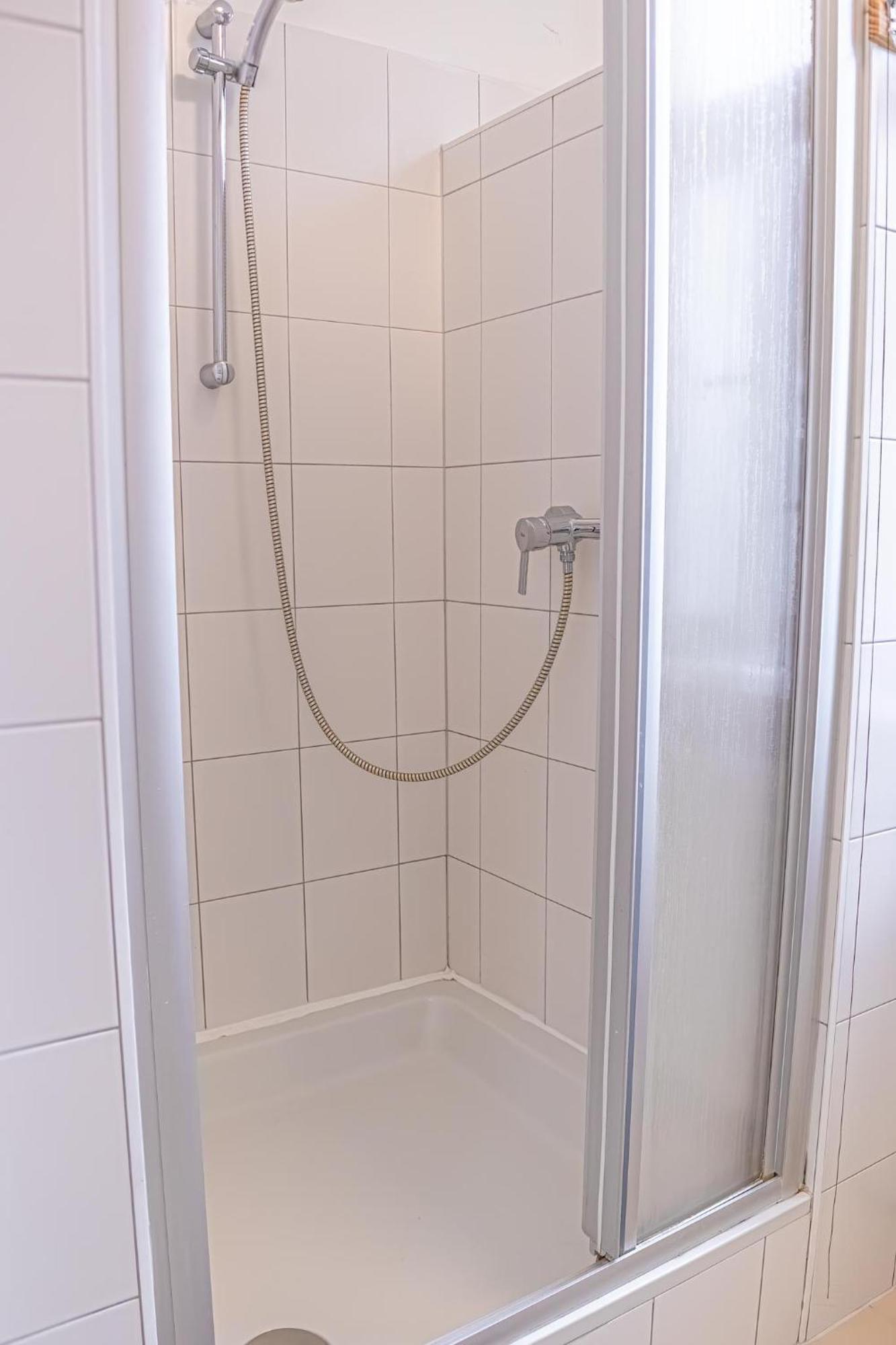 Comfortable 2Br Apt.-Near Wiener Stadthalle Dış mekan fotoğraf
